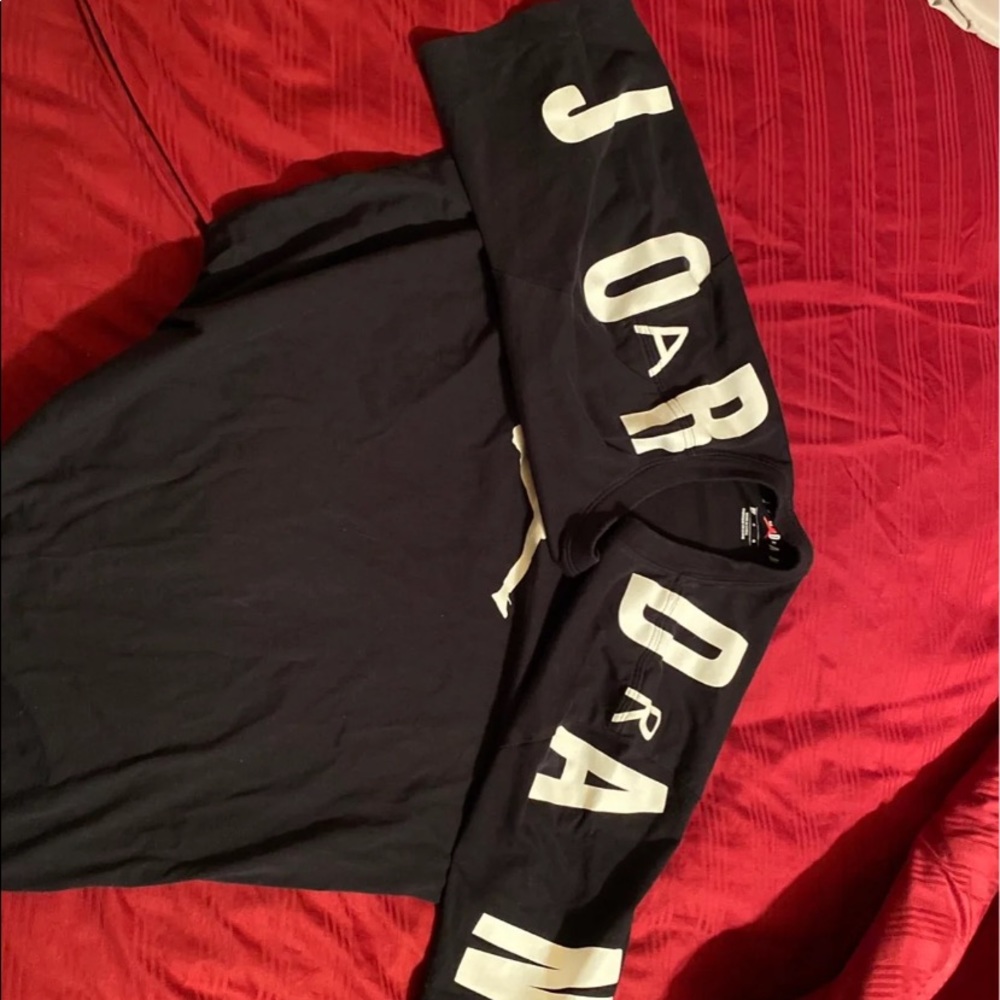 Jordan Tee - Picture 5 of 8